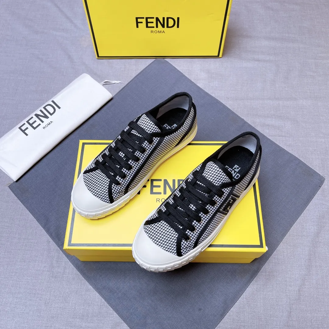 P380 men's shoes 💰Fendǐ Domino sneakers with jacquard FF pattern, embossed FF pattern on the toe, canvas upper, TPU customized outsole Size: 38-45 (customized for 45) No. 018